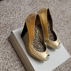 Jessica simpson wedge